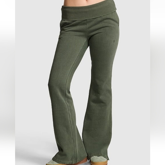 VICTORIA'S SECRET PINK Ivy Fleece Foldover Flare Sweatpants L LARGE Reg Green VS - Picture 1 of 4